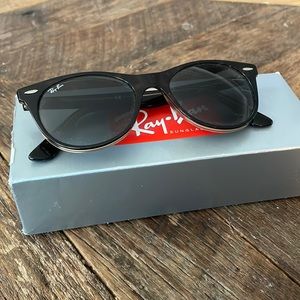 Ray-Ban Wayfarer II Rb2185 1292/b1 52 Havana Grey